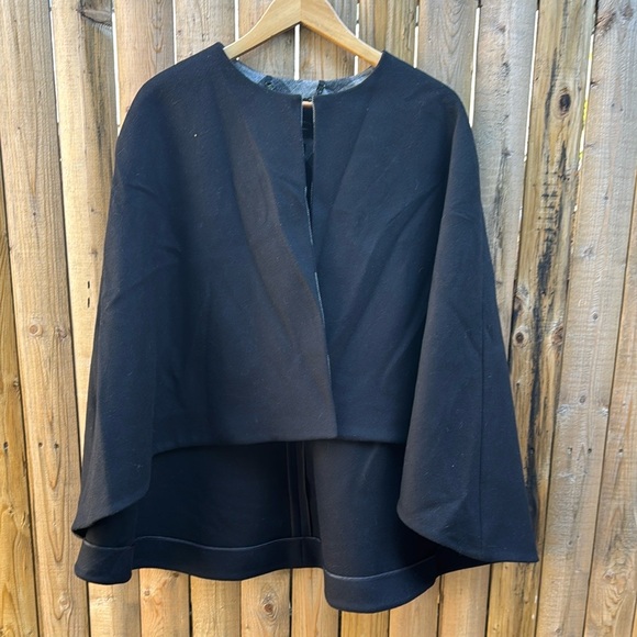 Babaton Black Open-Front Poncho - Picture 1 of 7
